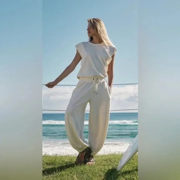 Free People Movement Throw And Go Onesie NWT - Picture 1 of 11